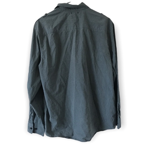 Calvin klein 100% cotton long sleeve button down stripe shirt - Picture 2 of 9